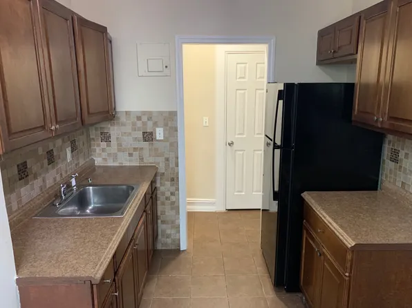 5215 6th Avenue image 1 of 15