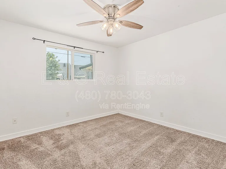 1809 E Concorda Dr — Photo 13
