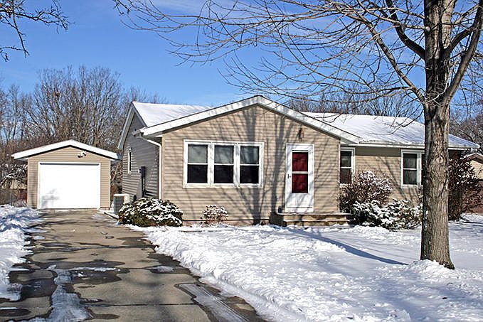 1st image of 5011 Emerson Dr