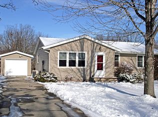 5011 Emerson Dr, Ames, IA 50014