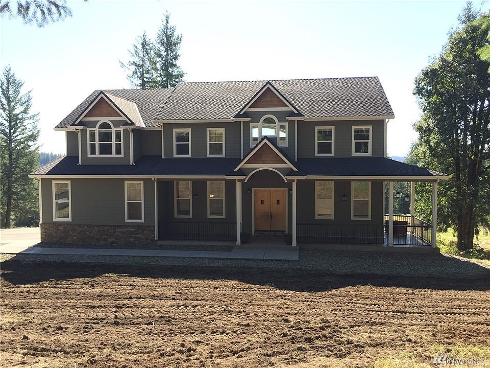1st image of 18503 NE Coyote Cir