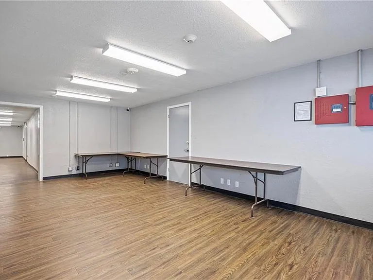 701 N National Ave — Photo 9