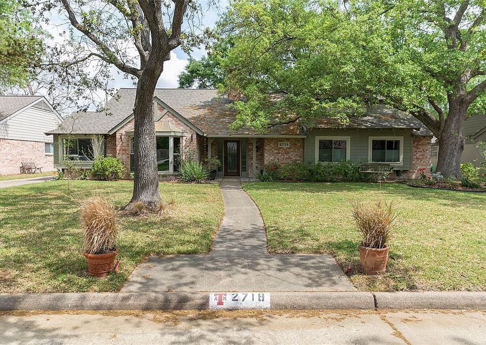 1st image of 2718 Shadowdale Dr