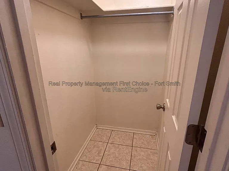 1431 Brazil Ave — Photo 10