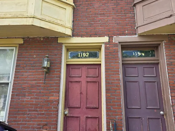 1192 Bailey St, Harrisburg, PA 17103