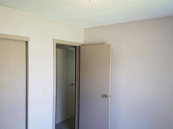 5th image of 114 McCarren Dr