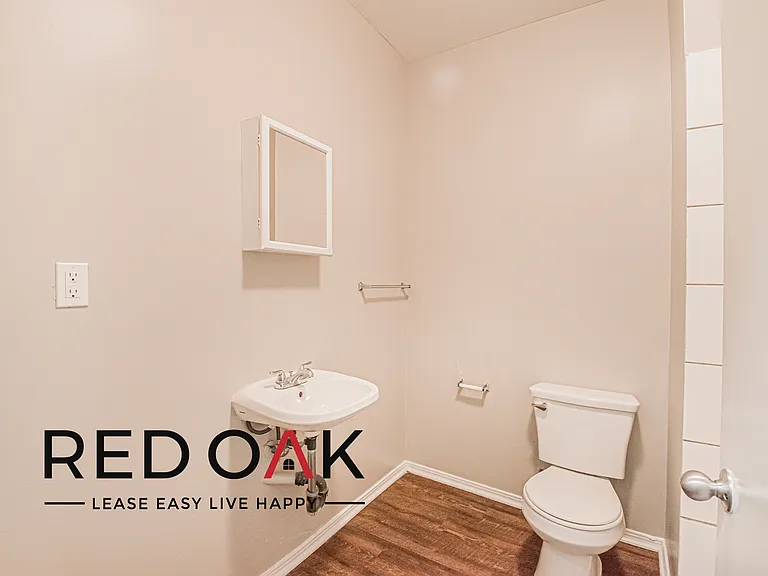 692 Valencia St #303 — Photo 7