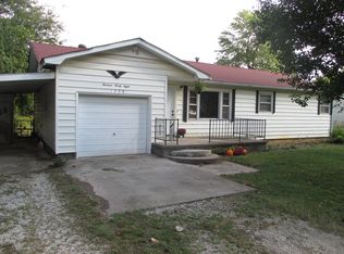 1338 N Dawn Ave, Springfield, MO 65803