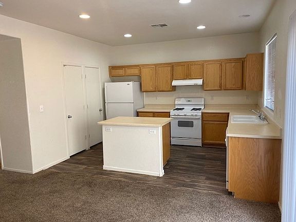 5th image of 4004 Oliver Sagebrush Dr