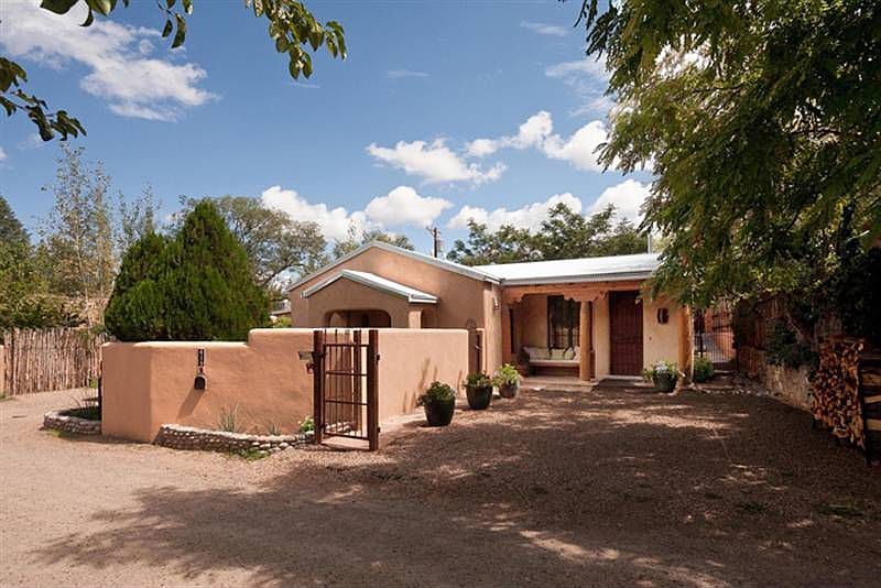 1st image of 419 Sosaya Ln