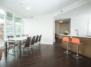 1372 Seymour St #2601, Vancouver, BC V6B 0L1