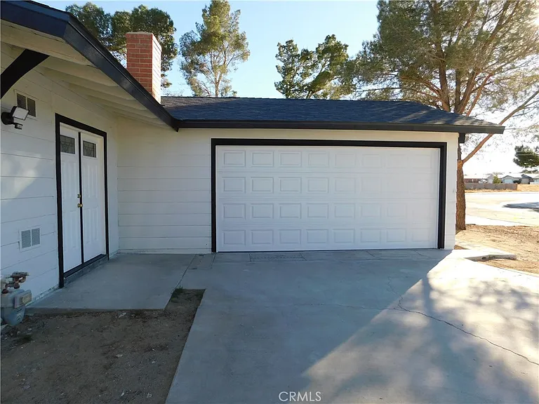 21306 Bancroft Ct — Photo 5