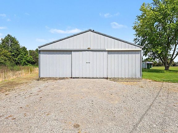 4th image of 16381 Deer Run Rd
