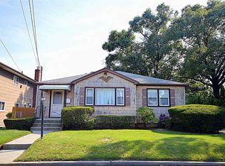 1307 P St, Elmont, NY 11003