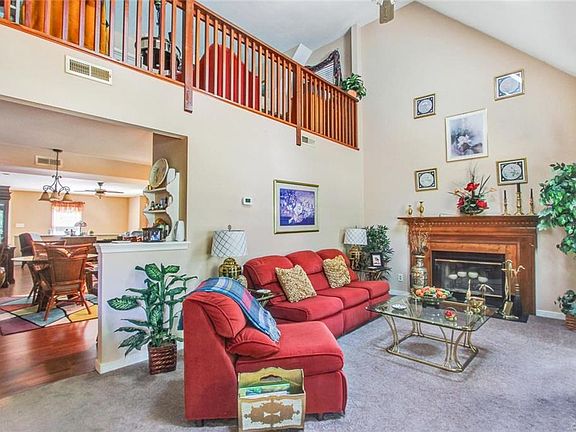 3rd image of 9299 Guenevere Pl