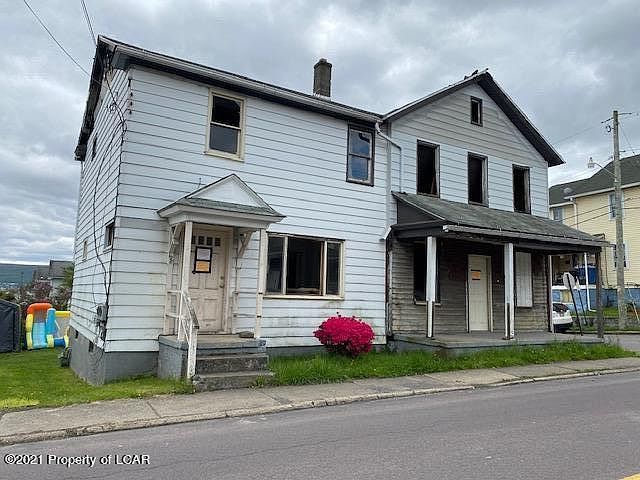 1st image of 200 Jackson St