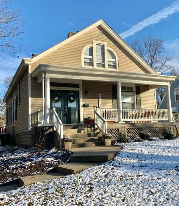 1st image of 6242 Benneville St