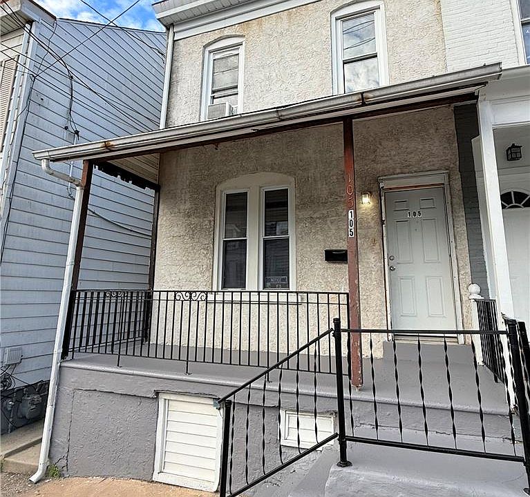1st image of 105 S Bradford St