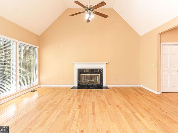 5th image of 1320 Barnett Rdg
