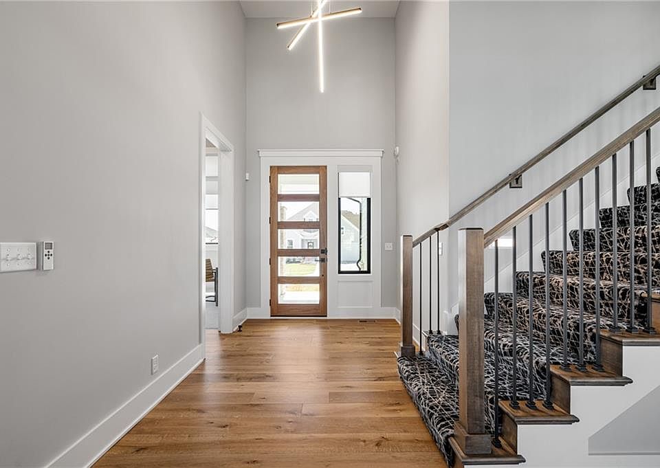 12402 W 170th Ter, Overland Park, KS 66221 | MLS #2613814 | Zillow
