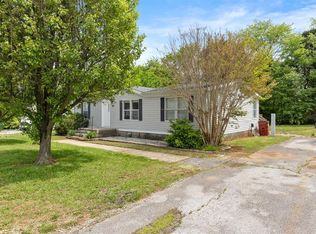 1736 Duchess Dr, Bowling Green, KY 42101