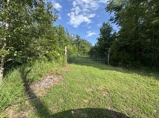 1757 Linden Hwy, Hohenwald, TN 38462
