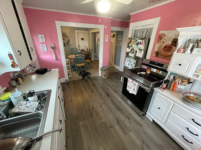 629 Main St #B — Photo 18