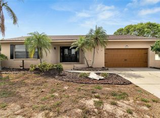 811 Eagle Ln, Apollo Beach, FL 33572