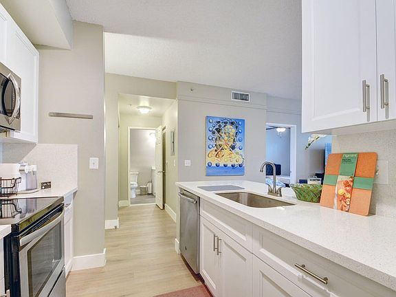 2nd image of 780 S Sapodilla Ave APT 105