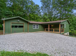 628 W Robertson Rd, Morgantown, IN 46160