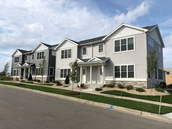 8034 Creek Xing, Cross Plains, WI 53528