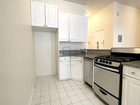 Rented by Corcoran | media 13