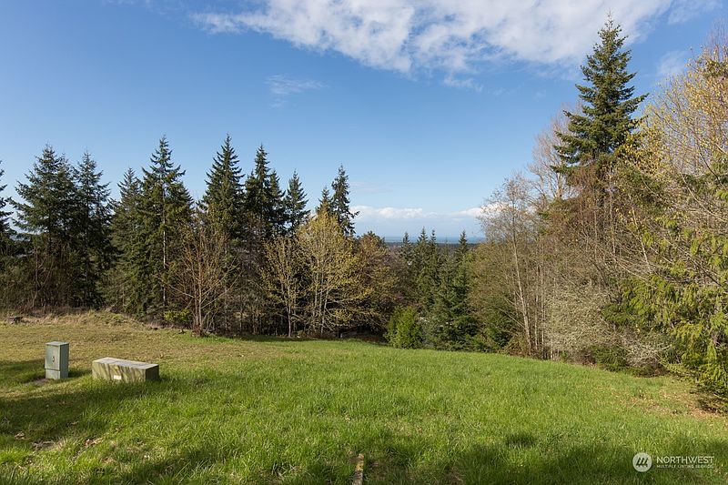 2nd image of 9999 Fox Hollow Road