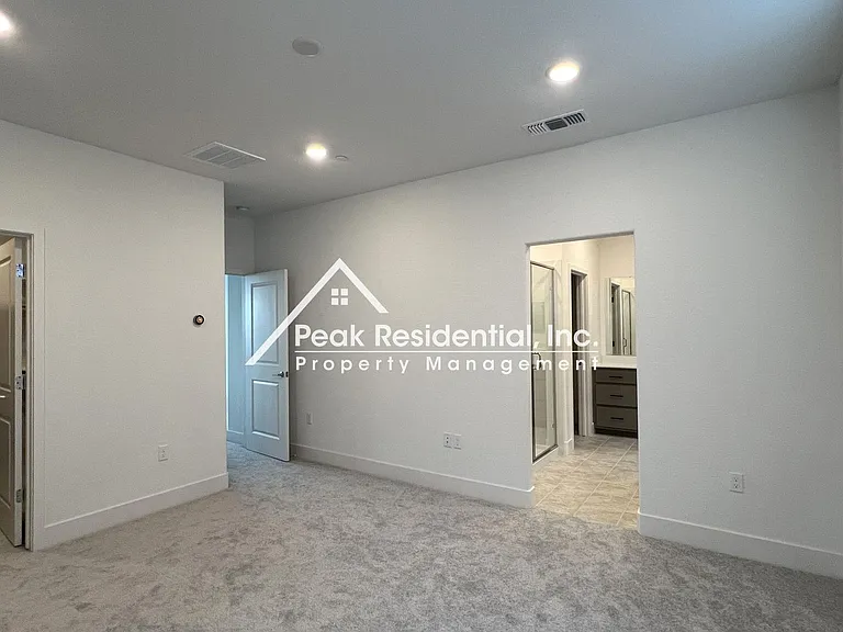 8349 Kyler Rd — Photo 31