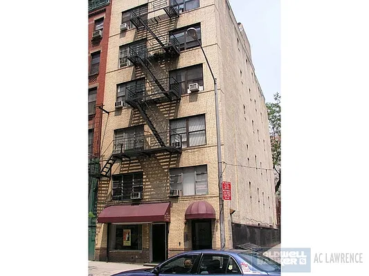 Rented by Aclawrence | media 6
