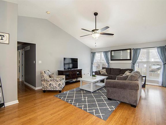4th image of 2048 Magnolia Garden Dr