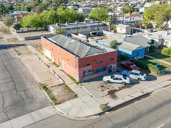 4th image of 701 W 1st St