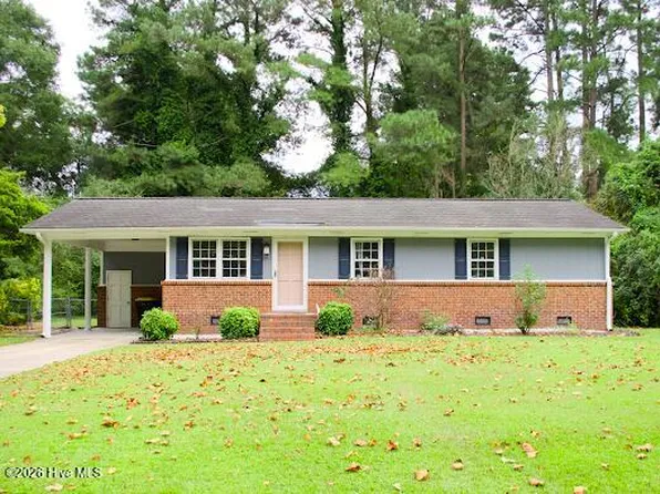 1911 L T Hardee Road, Greenville, NC 27858