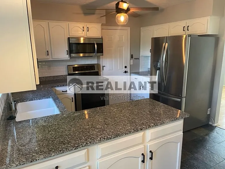 1778 Promontory Dr — Photo 14