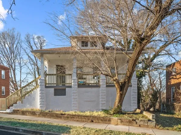 574 49th Pl NE, Washington, DC 20019