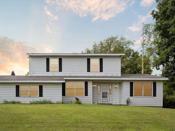 2820 Solon St NE, Cedar Springs, MI 49319
