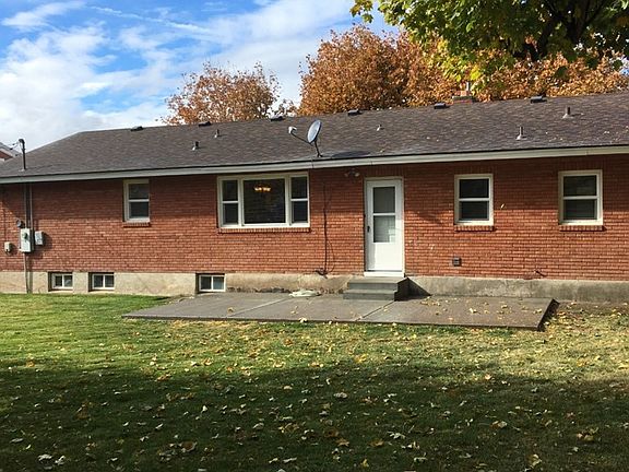 2nd image of 305 Barlow Dr