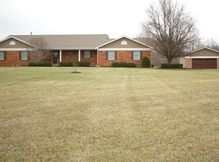 106 Meadow Ridge Dr, Troy, MO 63379