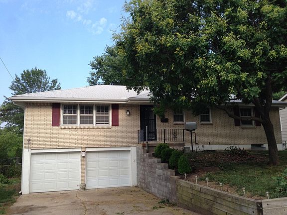 2nd image of 4101 S River Blvd