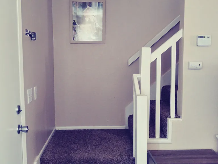 238 S Poplar Ave — Photo 5