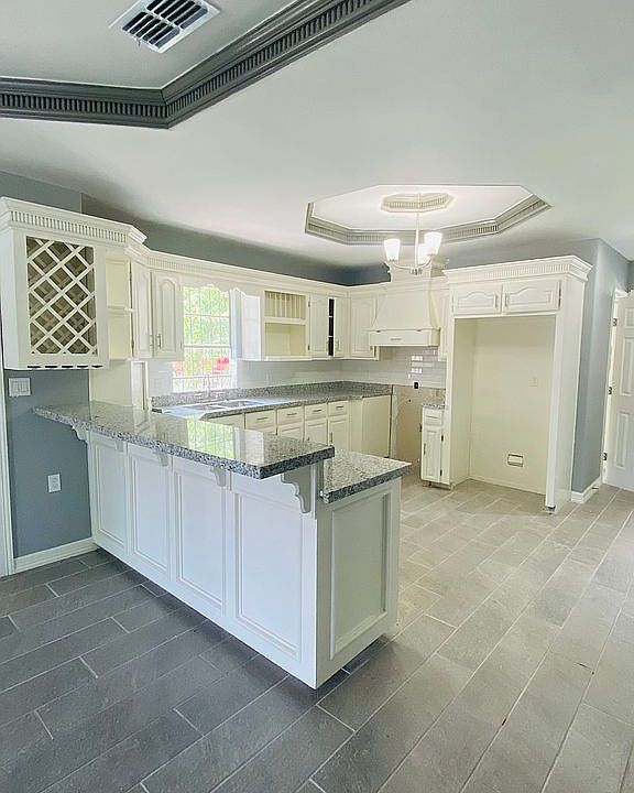 Kitchen Unit 1