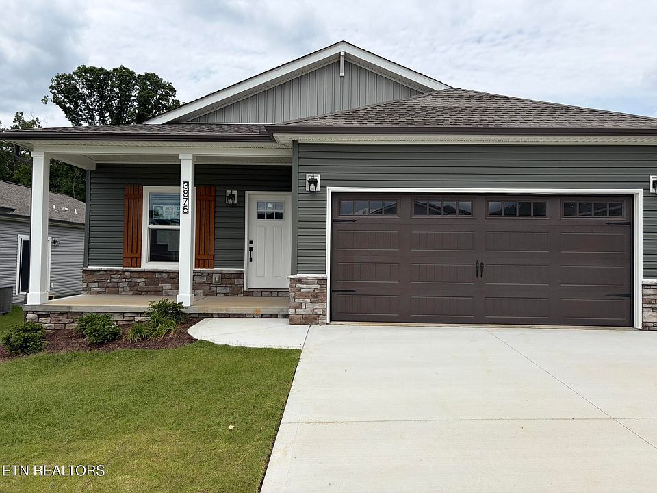 1st image of 3875 Crimson Clover Ln