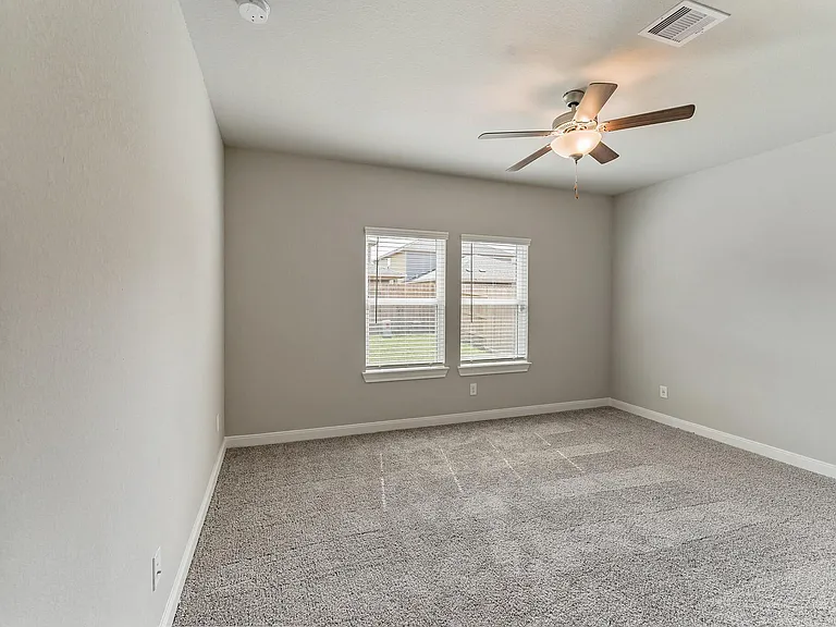 4322 Pale Fox Ln — Photo 17
