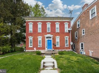 237 Chestnut St, Spring City, PA 19475