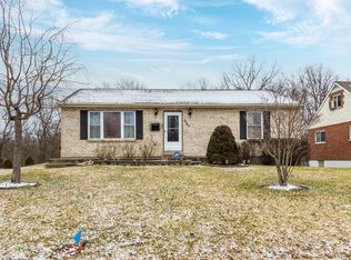 9240 Ranchill Dr, Cincinnati, OH 45231